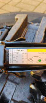 Rezervní kolo + sada do rezervy - 8