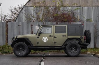 Jeep Wrangler 3.8 V6 - 8