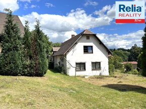 Prodej zajímavého rodinného domu, 232 m2 s rozsáhlou zahrado - 8