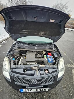 suzuki swift 1,3i 68kw, 4X4, 156tkm, nová STK, TAŽNÉ - 8