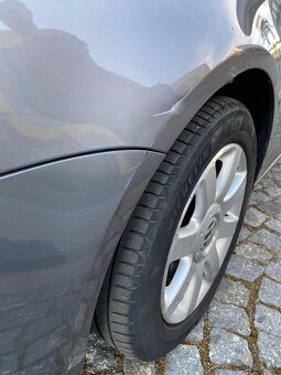Volkswagen Golf V - 8