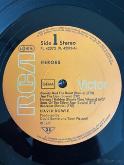 David Bowie - Heroes - 8