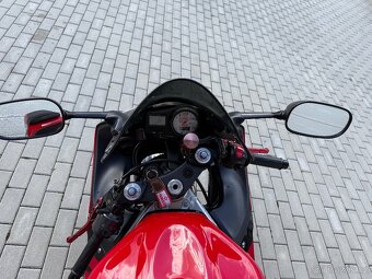 Yamaha R6 - 8