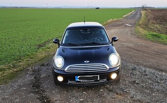 Mini Cooper 1.4i 2007 v krasnem stavu, cerstve po STK - 8