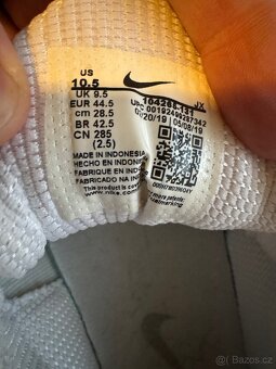 Nike velikost 10,5 - 8