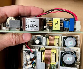 Zdroje DC různé - 8