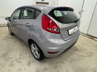 Ford Fiesta 1.25 TITANIUM PAR.ASISTENT VYHŘ.SEDAD.DIGIKLIMA - 8