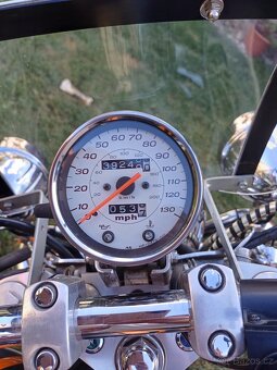 Honda Shadow VT 1100 C - 8