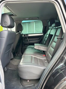 Volkswagen Touareg 2.5 Tdi, manuál, bez měchů, facelift - 8