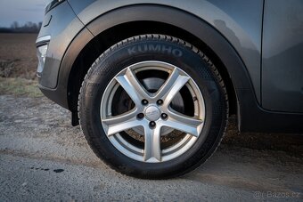 Kia Sportage 2.0 CRDi 100 kW AWD – automat, tažné, po servis - 8