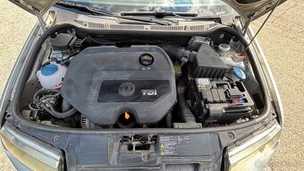 Škoda Fábia 1 - 8