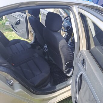 Škoda Octavia II - 8
