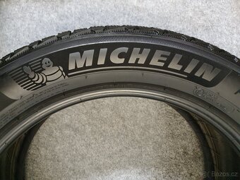 2x ZÁNOVNÍ 285/45 R21 Zimní pneu Michelin Pilot Alpin 5 - 8