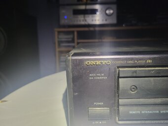 Onkyo Onkyo Compact Disc Player RI - 8