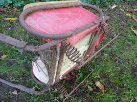 Starožitný kočárek - 8