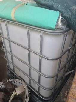 Soubor stavebního nářadí a stavebních hmot - 8