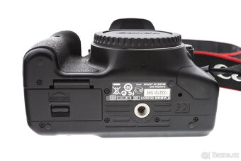 Zrcadlovka Canon 550D + 18-55mm + přisl. - 8