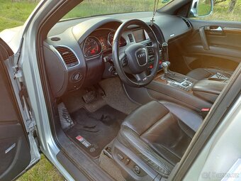 Audi q7 - 8