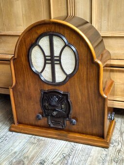 Starožitné rádio Telefunken 341WL, 1931/32, velká kaplička - 8