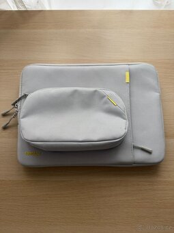 MacBook Air 13,6" (2022) M2, 8GB RAM, 512GB + příslušenství - 8