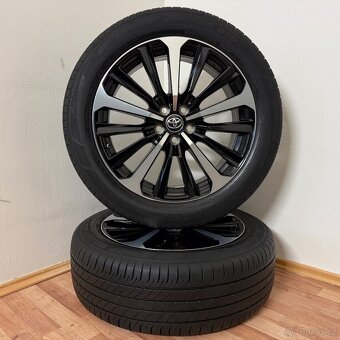 TOYOTA HIGHLANDER 5x114,3 R20 ET35+LETNÍ 235/55R20 7mm - 8