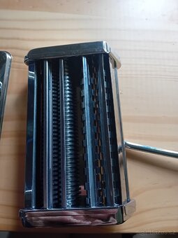 Nepoužitý pasta maker (přístroj na výrobu těstovin) - 8