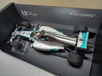 6x F1 MERCEDES 2013-2015 HAMILTON A ROSBERG MINICHAMPS 1:18 - 8
