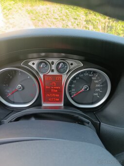 Ford Focus 2009, 1.6 80kW - 8