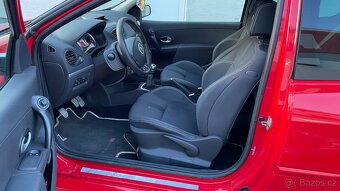 RENAULT CLIO RS 2.0i 145kW - 8