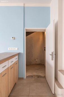 Obchod 41m2 - Plzeňská Praha - 8