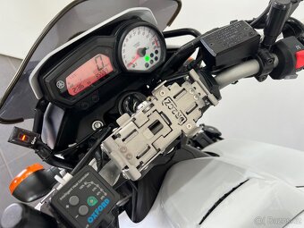 Yamaha FZ 8 N - 8