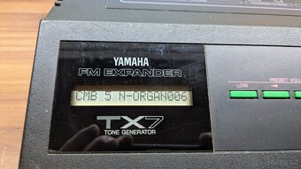 Modul Yamaha TX7 - 8