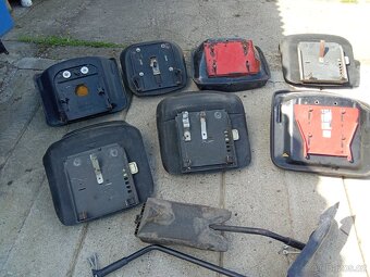 Sedačka na zahradní traktor - 8