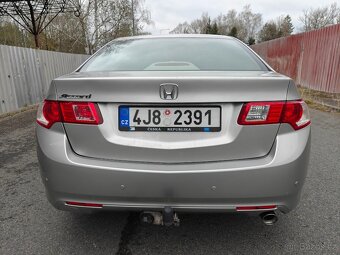 Honda Accord 2.0 115 kW i-VTEC 2009 benzín - 8
