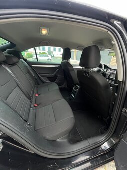 Škoda Octavia 3 1.6 TDI - 8