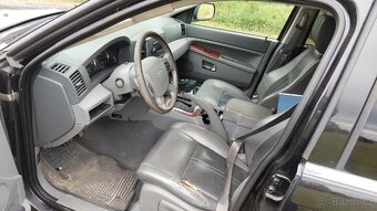 Jeep Grand Cherokee - 8