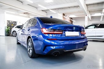 BMW 330 - 8