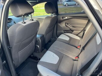 Sportovní vůz FORD FOCUS ST - 2000/183kW - 8