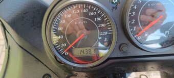 Kawasaki ER6-F NAJETO 14TIS. SLEVA  65000 - 8