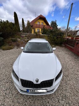 Škoda Superb - 8