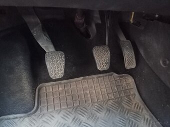 Ford fiesta 1.5 tdci - 8