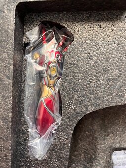 Hot Toys IRON MAN mark 85 diecast - 8