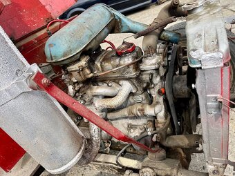 Traktor motor Š 1202 tuhá náprava z Multicaru dvě převodovky - 8