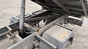 Třístranný Sklápěč Iveco Daily 50C35 - 8