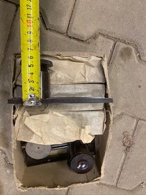 Nové kování, kliky, kukátka... - 8