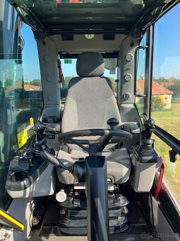 Kolové rypadlo Volvo EWR150E - 8