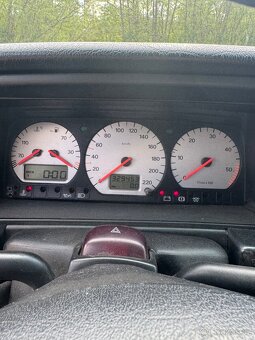 VW Passat B4 1.9TDI, 81kw, kůže, zachovalý stav - 8