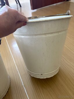 Smaltovaný kýbl - 8
