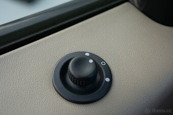 Renault Grand Scénic 1.9 dCi AUTOMAT (7 míst) - 8
