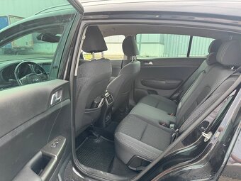 Kia Sportage 2.0crdi 136kw automat  - 8